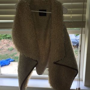 Tan furry Vest / Shaw